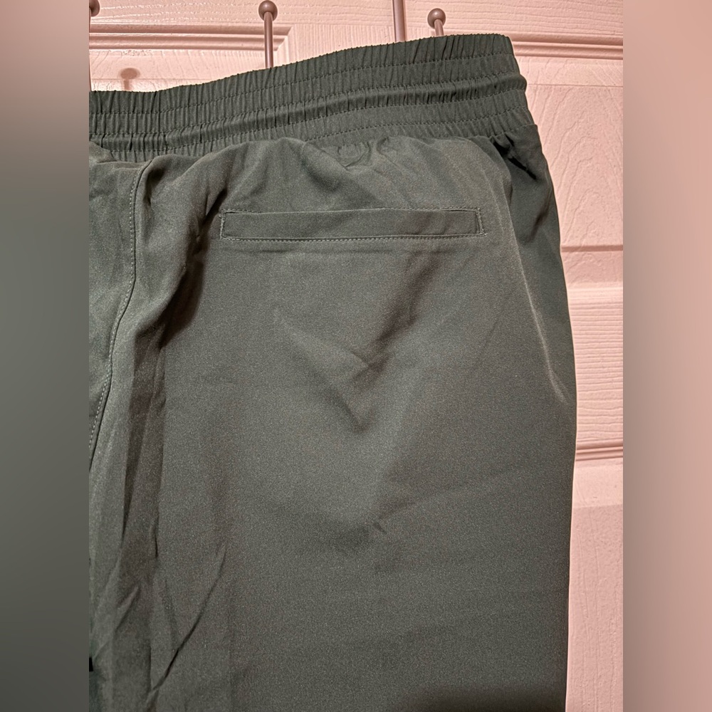 GapFit High Rise Drawstring Pants - Picture 3 of 4